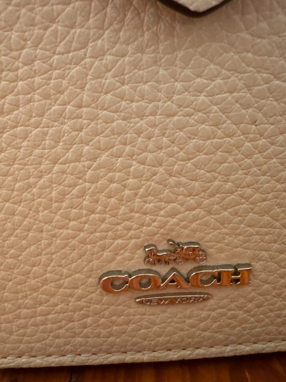 Coach Bucket Bag - Picture 7 of 9